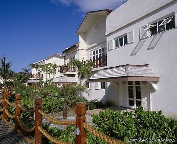 Cotton Bay Village Гроз-Иле Отель